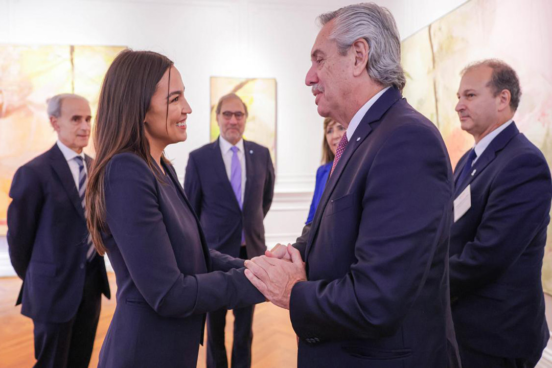 El presidente se reunió con la diputada de los Estados Unidos Alexandria Ocasio-Cortez