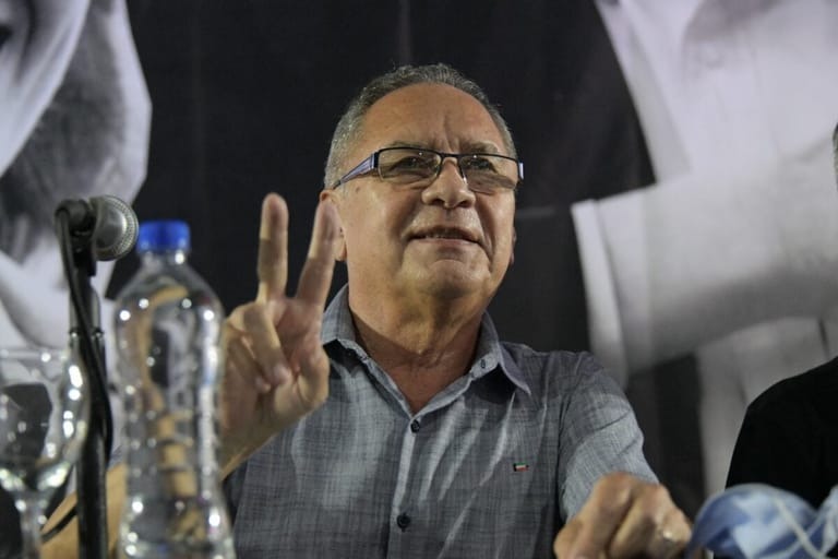 El intendente Descalzo de Ituzaingó se convirtió en el primero del PJ en saludar a Milei: “Fue elegido democráticamente”