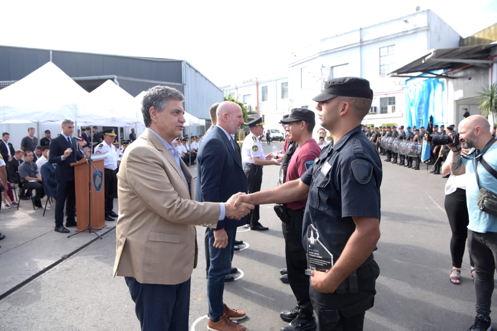 Jorge Macri reconoció a policías de la Ciudad