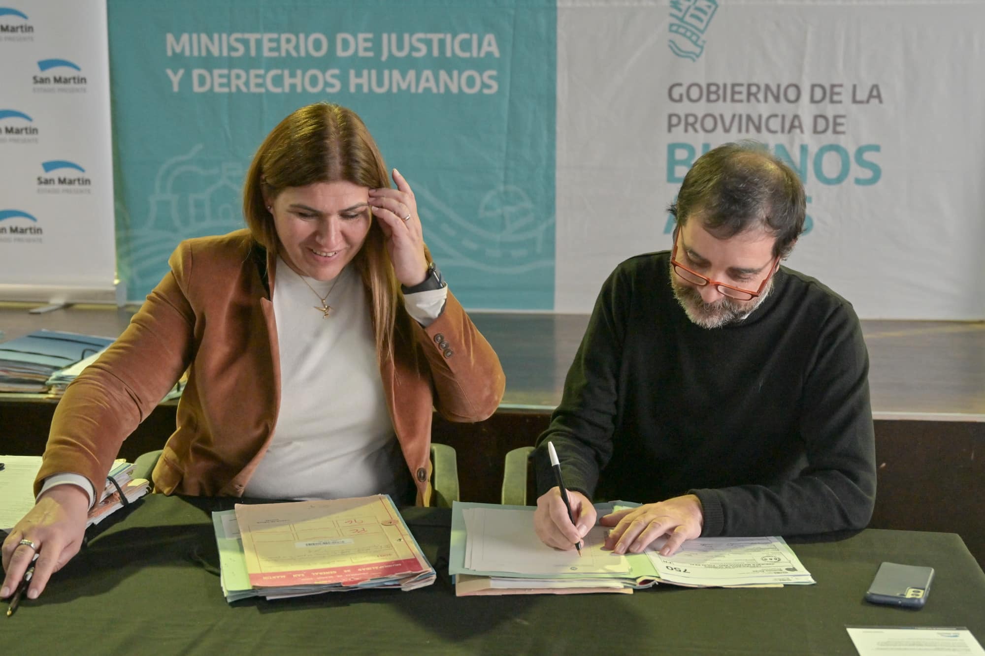 San Martín firmo 110 nuevas escrituras de familias del distrito