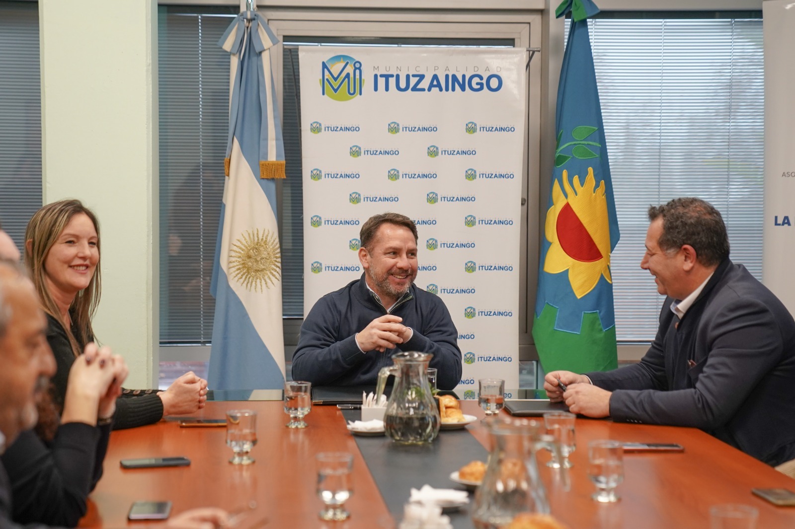 Pablo Descalzo, firmo un convenio con la Asociación de Industriales Metalúrgicos de la Argentina