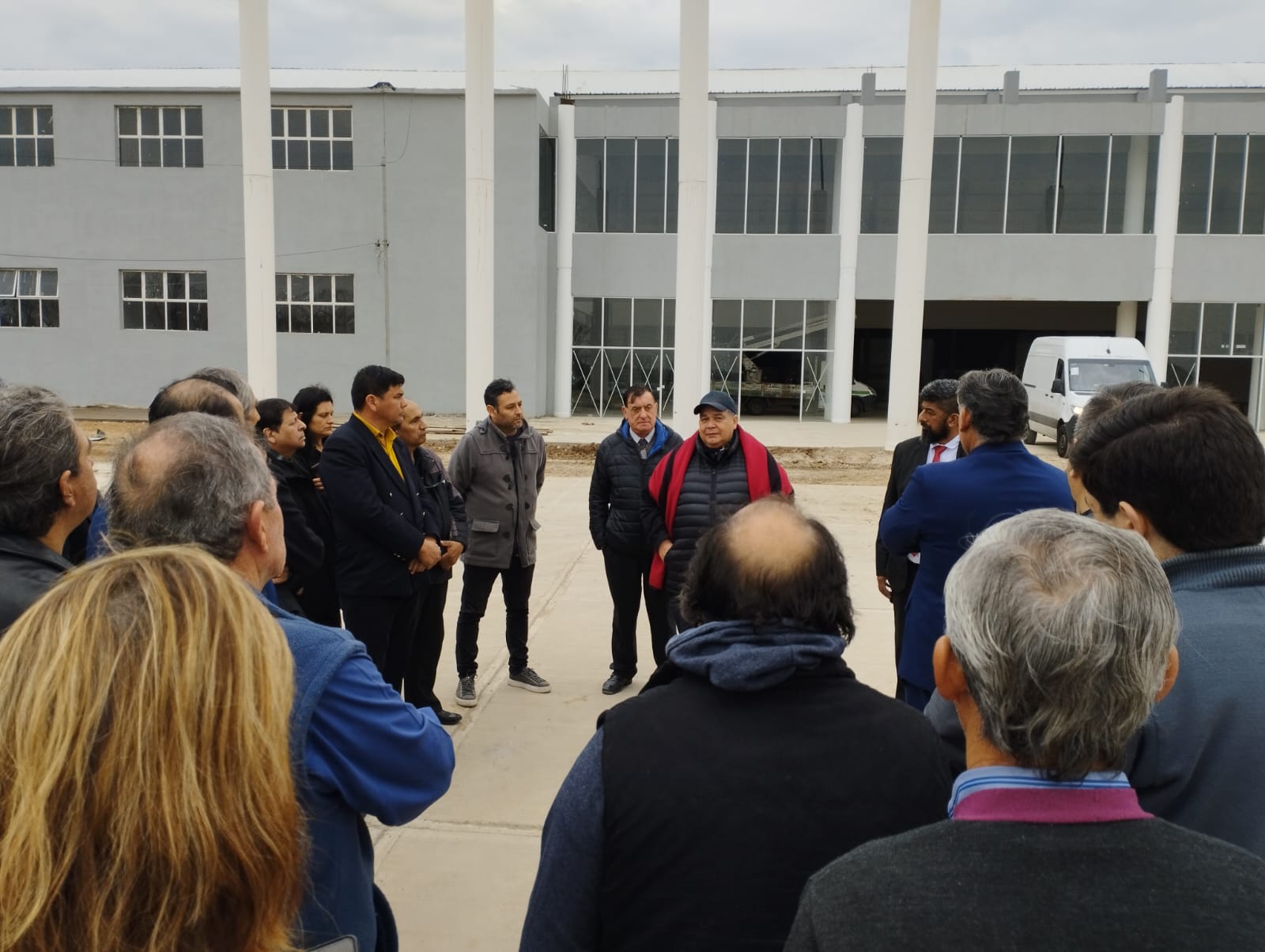 Mario Ishii recibió a Pastores Bonaerenses en la facultad de Ciencias, Tecnología, Innovación, Robótica, IA e Ingenierías