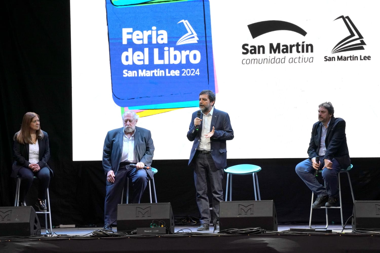 Con la Plaza central colmada, arrancó la 3° Feria del Libro San Martín Lee