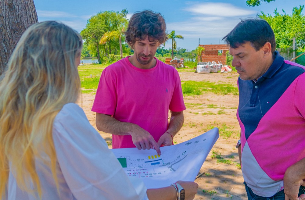 Juan Andreotti recorrió las obras de ampliación del Polideportivo N°3