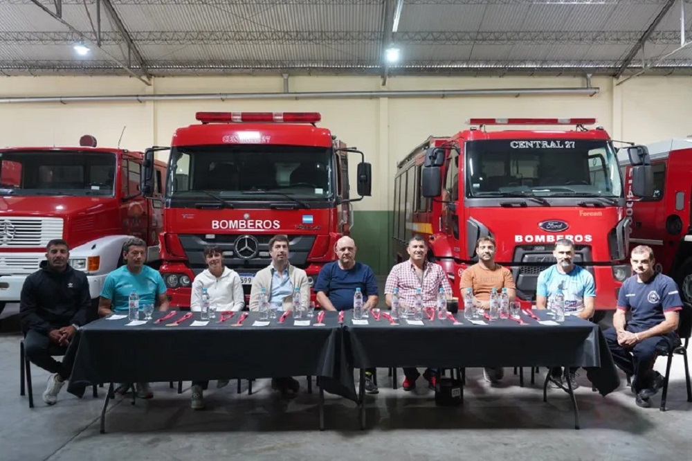 Los bomberos de Mercedes organizaron una maratón solidaria porque no les alcanzan los fondos