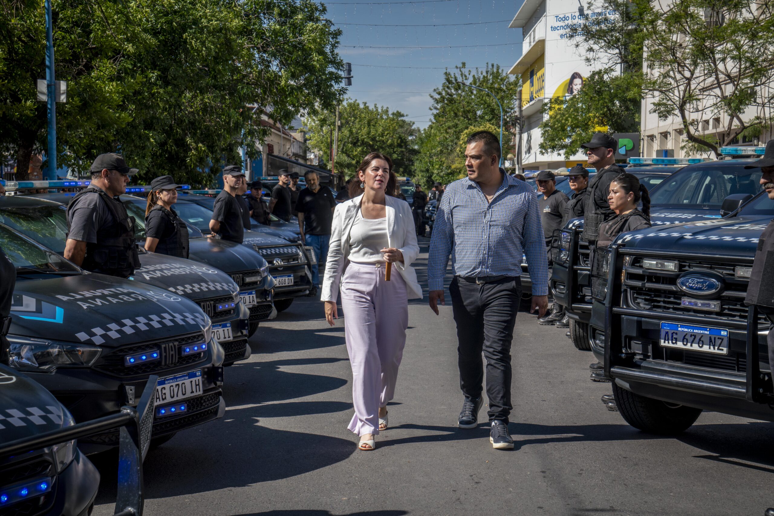 Mariel Fernández presentó nuevos móviles y agentes para la Guardia Urbana municipal