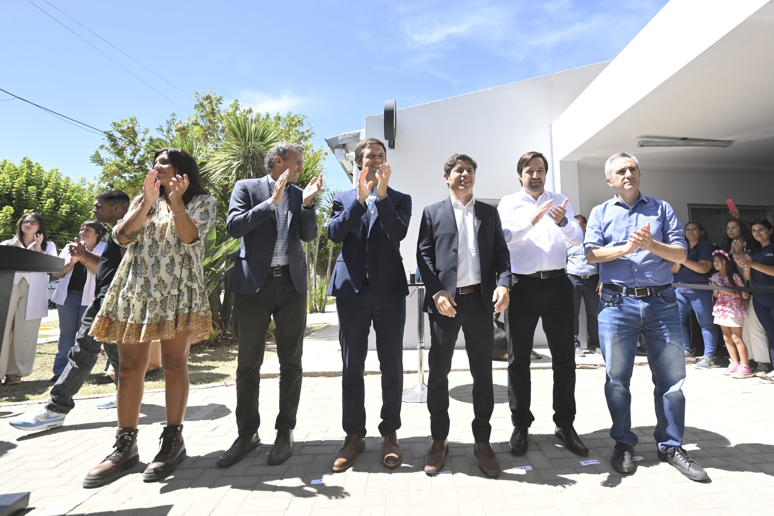Kicillof inauguró las obras de puesta en valor de un Centro de Atención Primaria de la Salud
