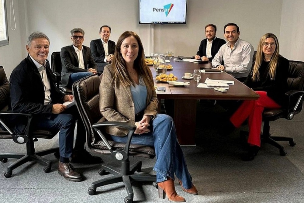 La Usina política del PRO demuele a Milei en su informe de marzo, pero le vota todo