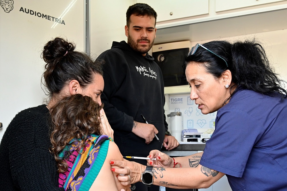 El Municipio de Tigre realiza una campaña de inmunización contra el sarampión