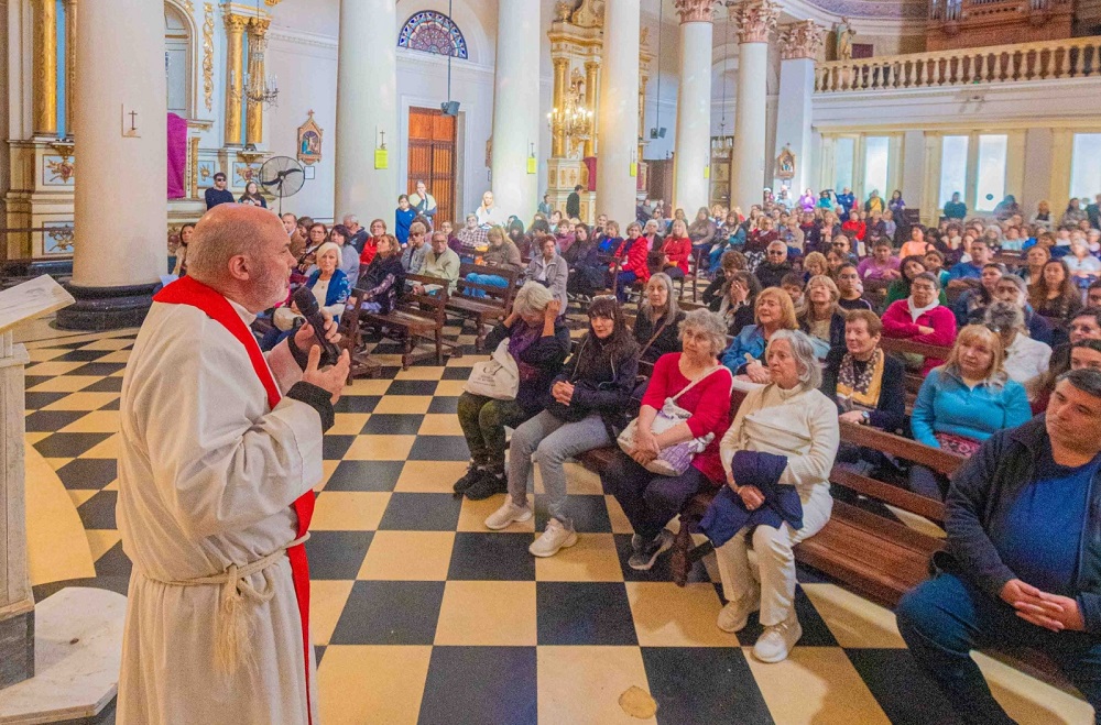 Más de 300 personas participaron en Semana Santa de la Visita de 7 Iglesias de San Fernando