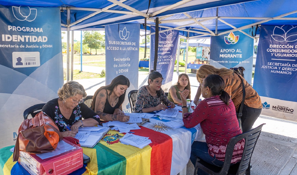 Operativos de documentación en Moreno