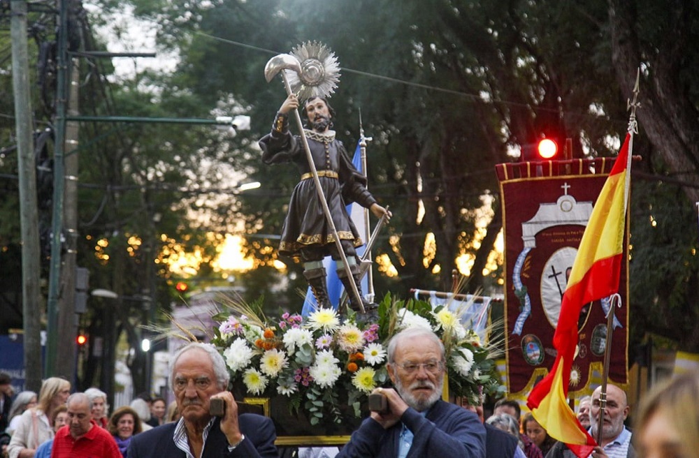 Día de San Isidro Labrador: Se celebro la procesión en el casco histórico para conmemorar al patrono de la Ciudad