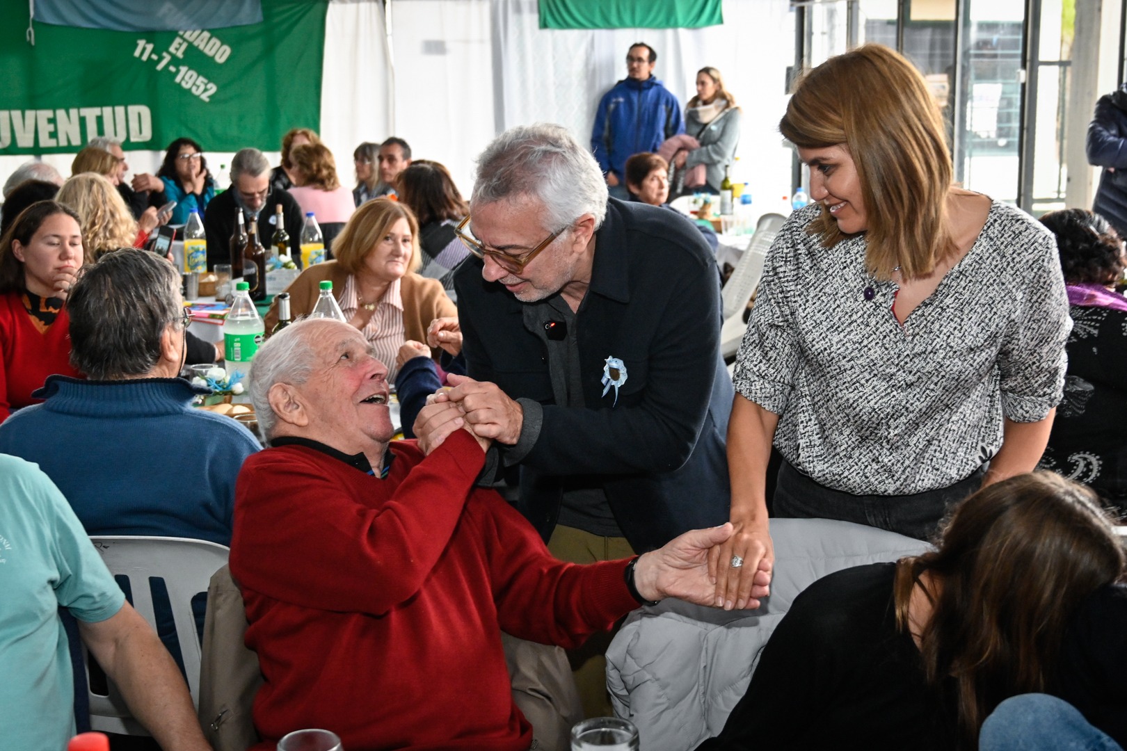 Julio Zamora y  Gisela Zamora, participaron de los festejos del 25 de Mayo