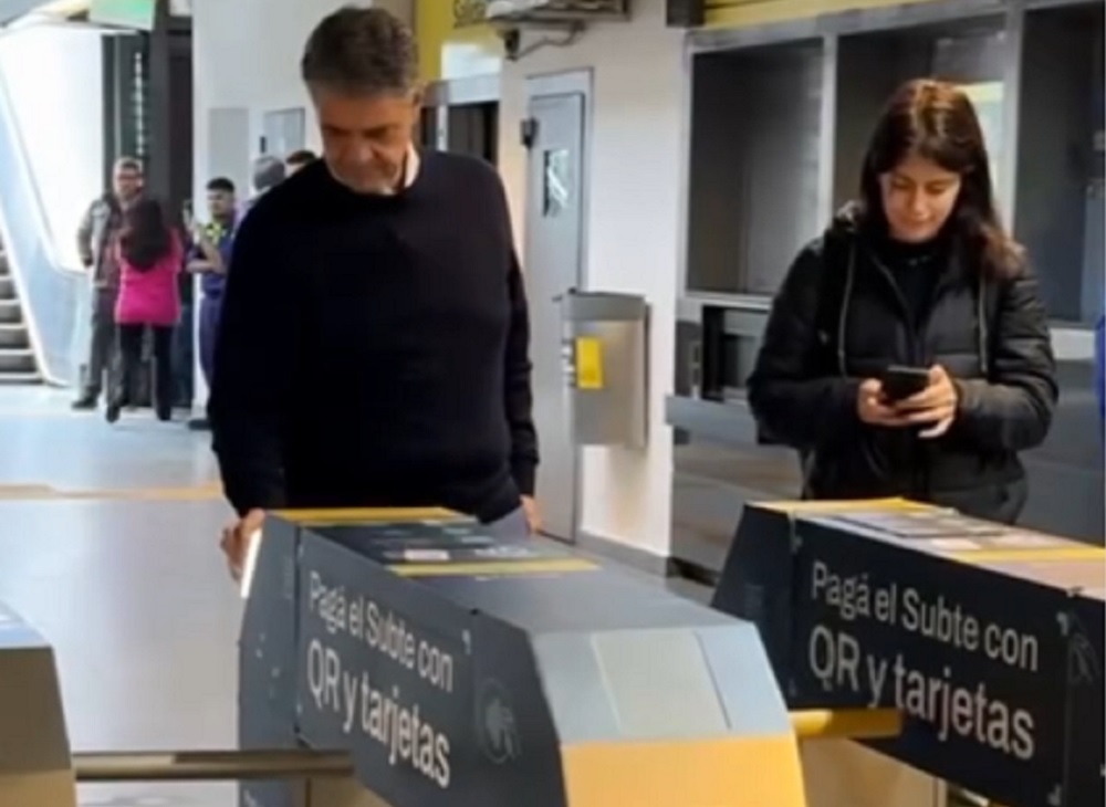 Subte QR