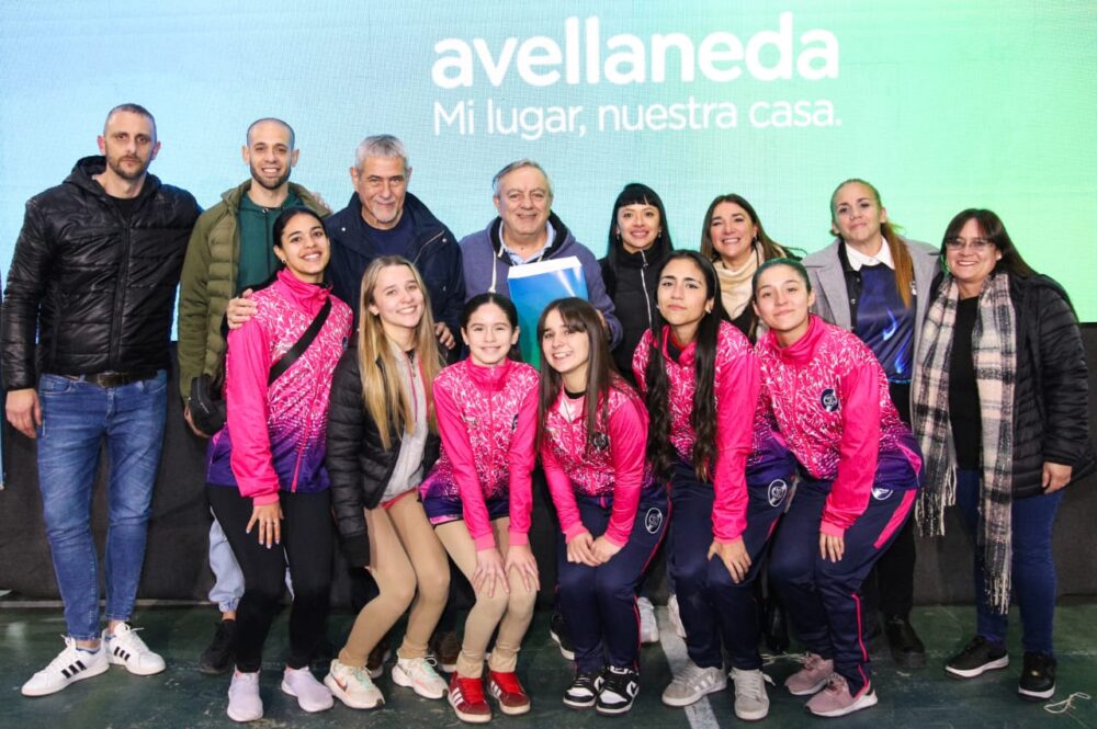 El Estado municipal sigue ayudando a las instituciones de Avellaneda