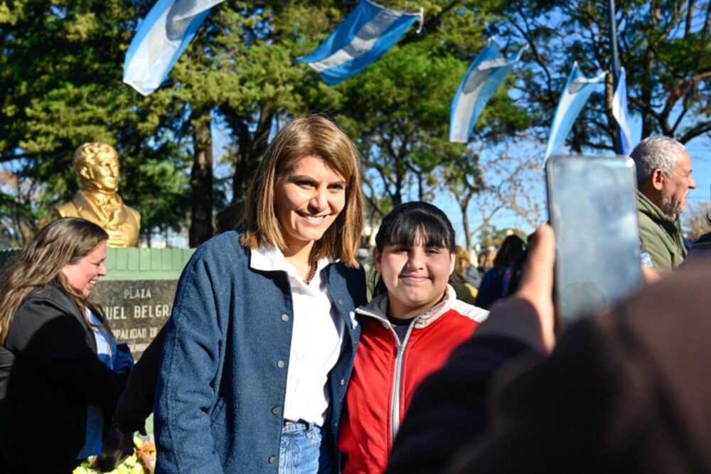 Don Torcuato conmemoración por el Día de la Bandera