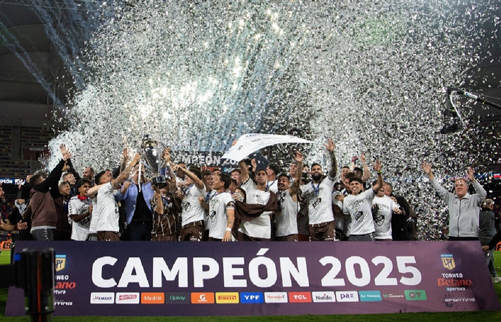 "Platense Campeón"