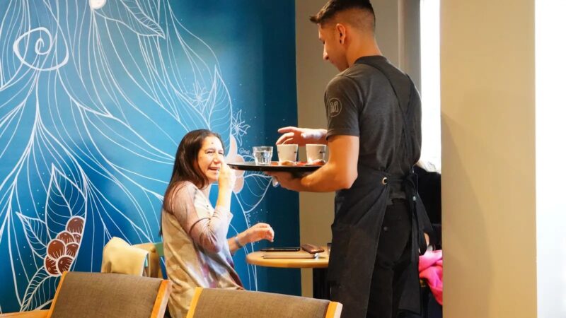 Café VILO, Café y propuestas locales