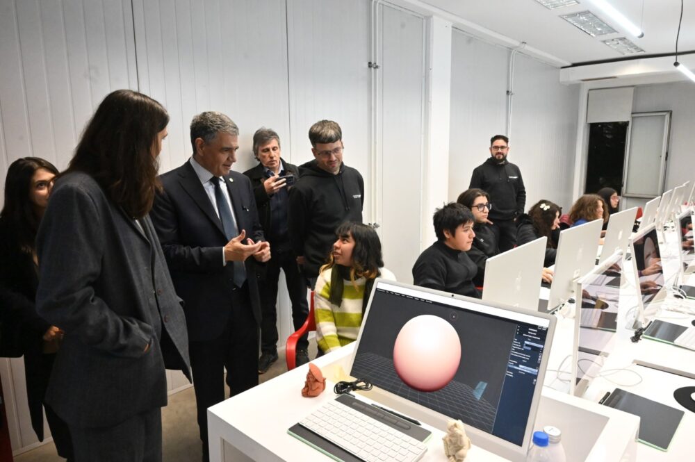 Abre en la Ciudad el primer centro TUMO de América