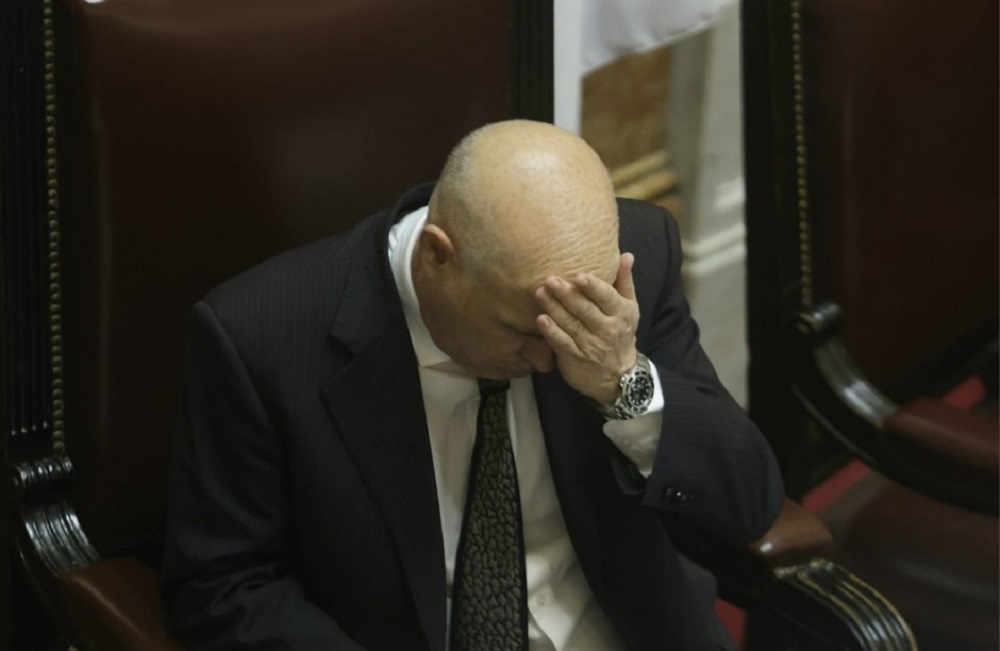 El Senado convirtió en ley el aumento jubilatorio, incremento del bono y la extensión de la moratoria