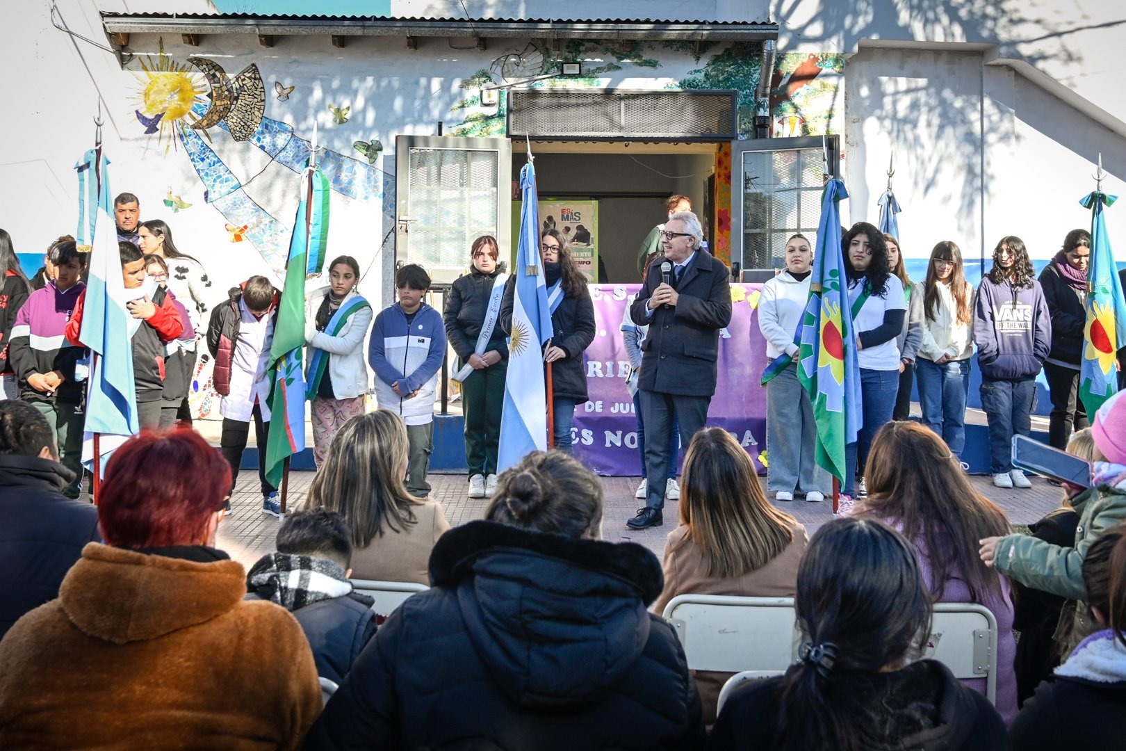 Zamora en la imposición de nombre “Dra Cecilia Grierson”, a la EES N° 27 de El Talar