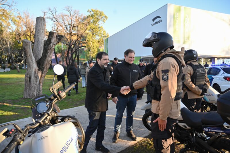 Fernando Moreira y Javier Alonso entregaron 23 nuevos patrulleros para San Martín