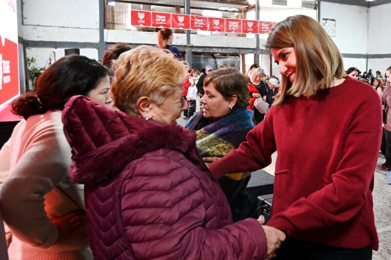 Julio Zamora reconoció a más de 700 trabajadoras y trabajadores vecinales de Tigre