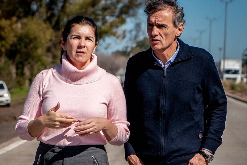 Mariel Fernández recibió a Katopodis y recorrieron obras viales en Moreno