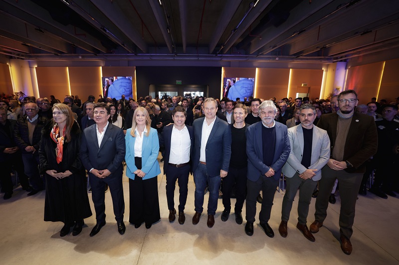 Kicillof anunció medidas para acompañar a pymes y pequeños productores