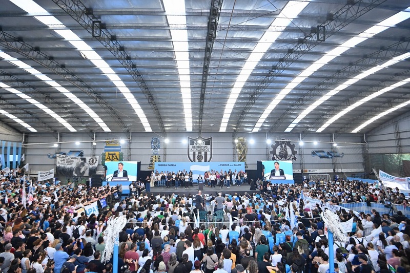 Kicillof con Katopodis y Kreplak tuvo su acto en defensa de la salud pública en Pilar