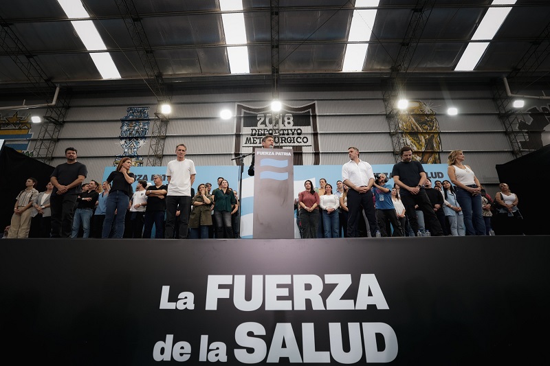 Kicillof con Katopodis y Kreplak tuvo su acto en defensa de la salud pública en Pilar