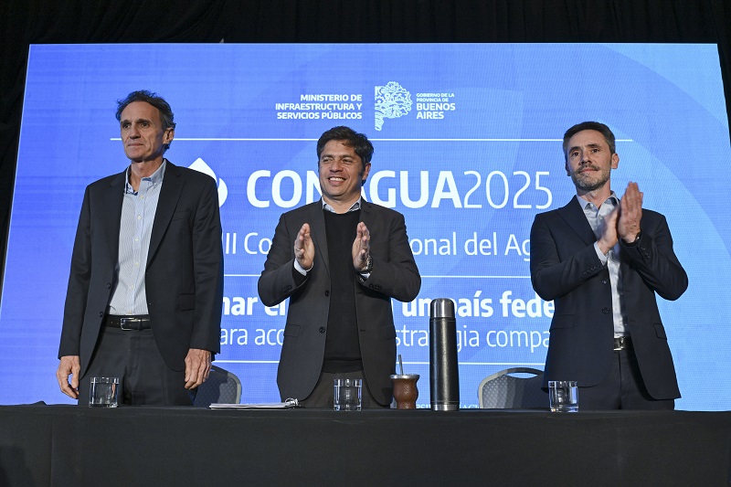 Kicillof encabezó el cierre del Congreso Nacional del Agua
