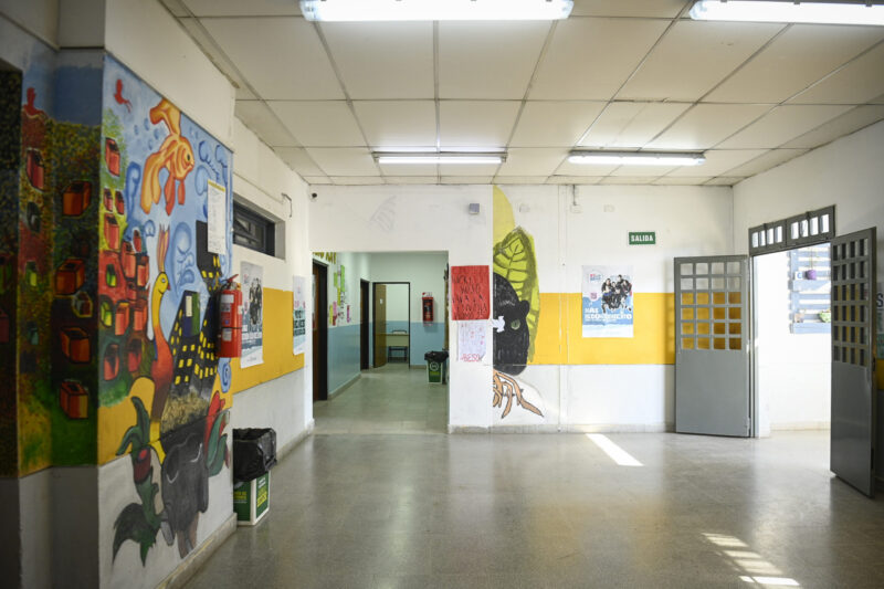 Kicillof inauguró las obras de ampliación de la Escuela Secundaria N° 50 en Merlo