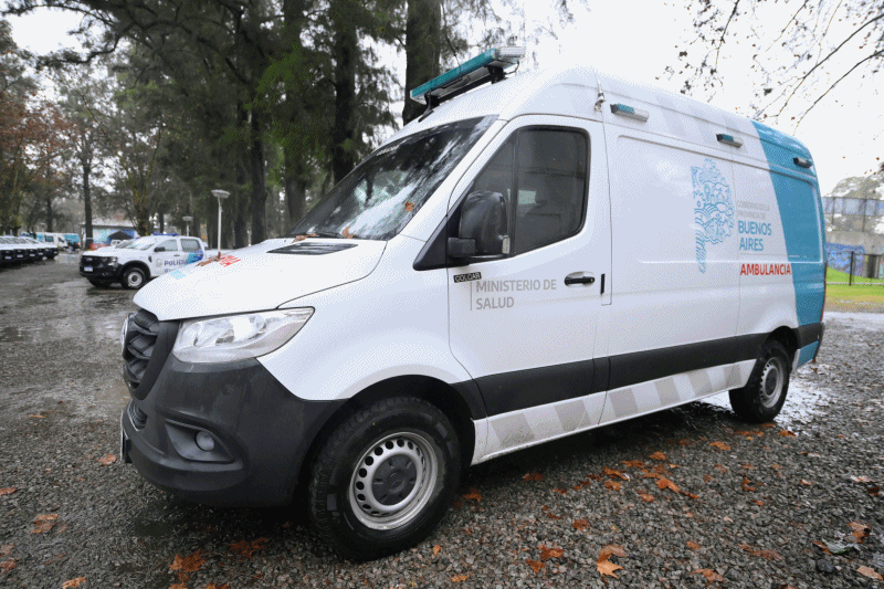 Kicillof y Katopodis inauguraron un nuevo Centro de Desarrollo Infantil8