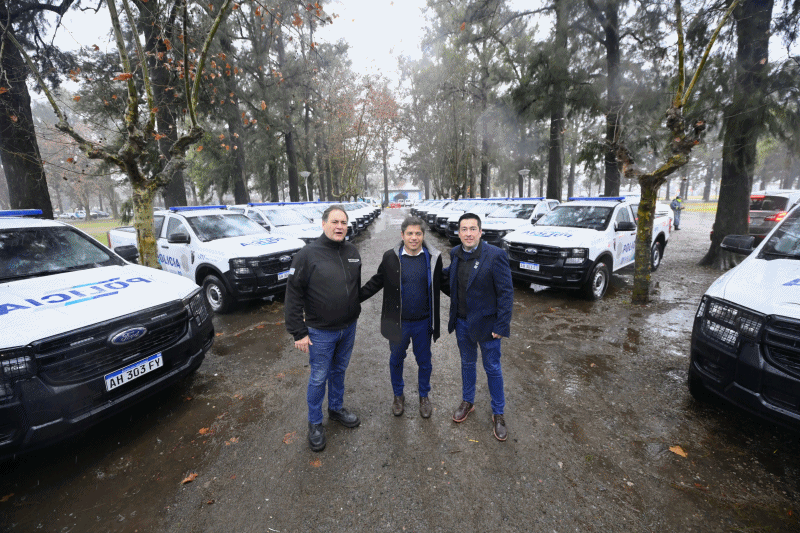 Kicillof y Katopodis inauguraron un nuevo Centro de Desarrollo Infantil8