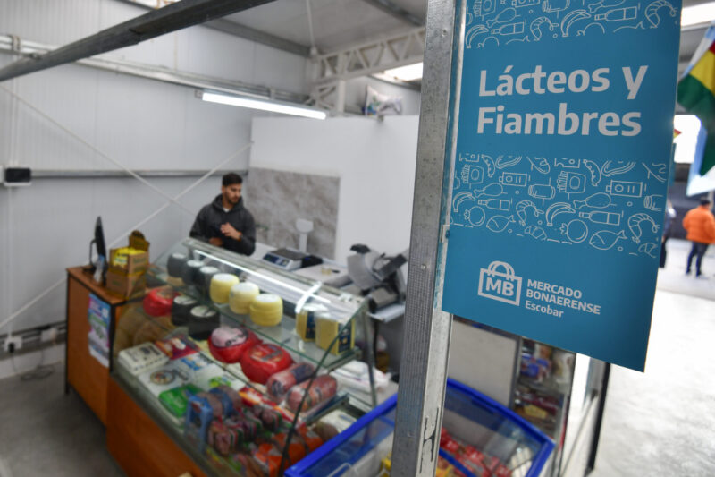 Kicillof y Katopodis inauguraron un nuevo Mercado Bonaerense Fijo