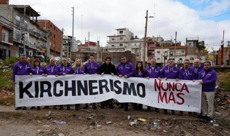 Kicillof: "Milei vino un rato a sacarse una foto, pero no se anima a caminar los barrios de La Matanza"