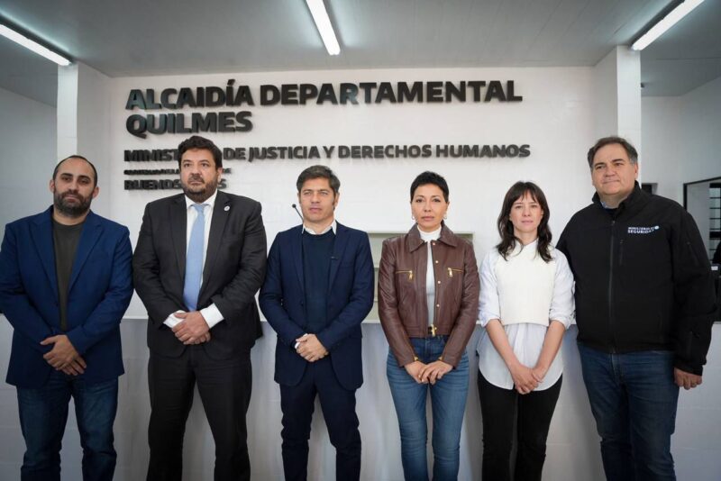 Mayra Mendoza, y Axel Kicillof encabezaron la inauguración de la Alcaldía De Quilmes