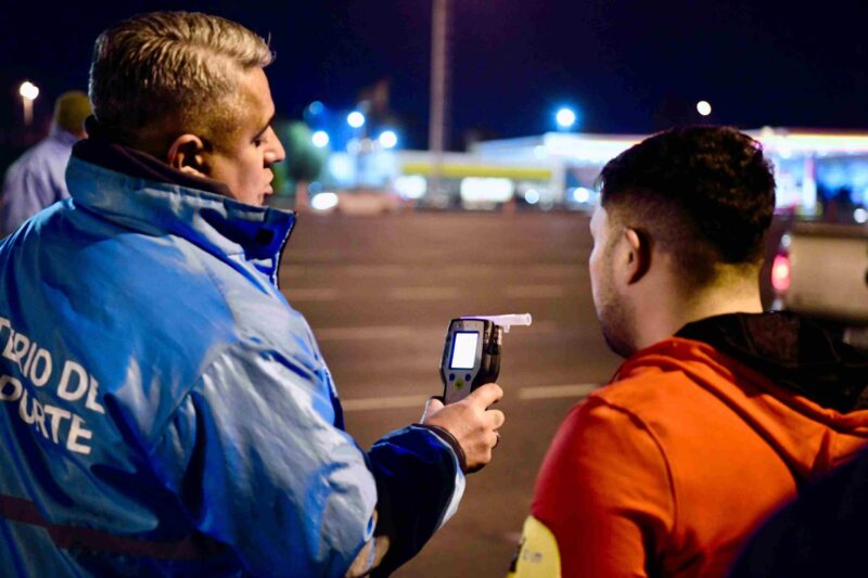 Marinucci en Ituzaingó al frente del megaoperativo de alcoholemia en Autopista del Oeste