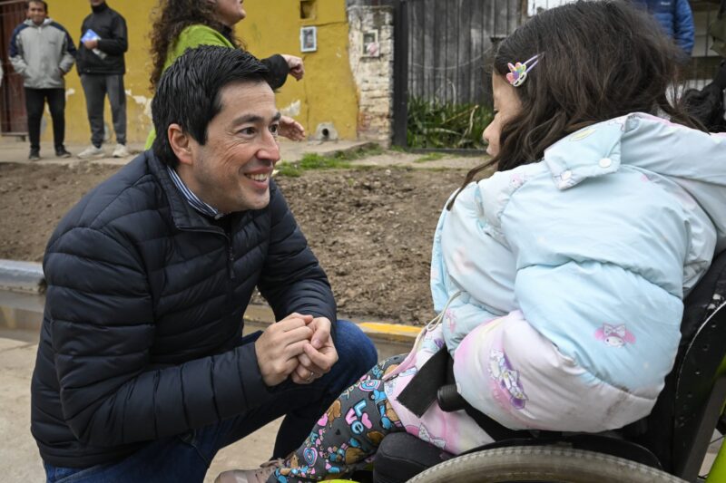 Nardini inauguró la primera etapa de obras de pavimentación en el Barrio Santa Mónica