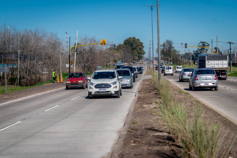 Mariel Fernández recibió a Katopodis y recorrieron obras viales en Moreno