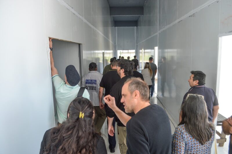 Reunión en la facultad de Ciencias, Tecnología, Innovación, Robótica, Ingeniería e IA por la Expo empleo 2025