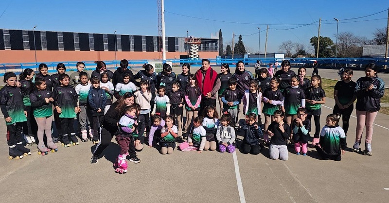 El intendente Mario Ishii recorrió el avance de obra del nuevo polideportivo