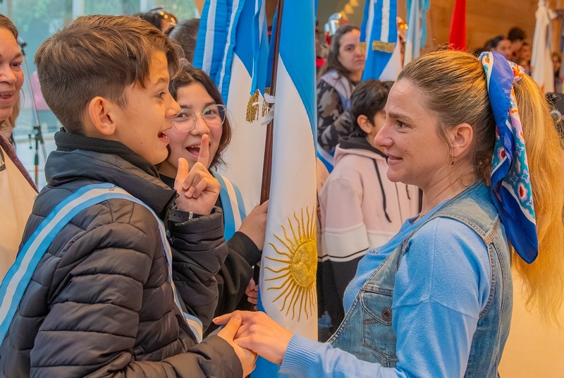 San Fernando homenajeó al General San Martín con escuelas e instituciones