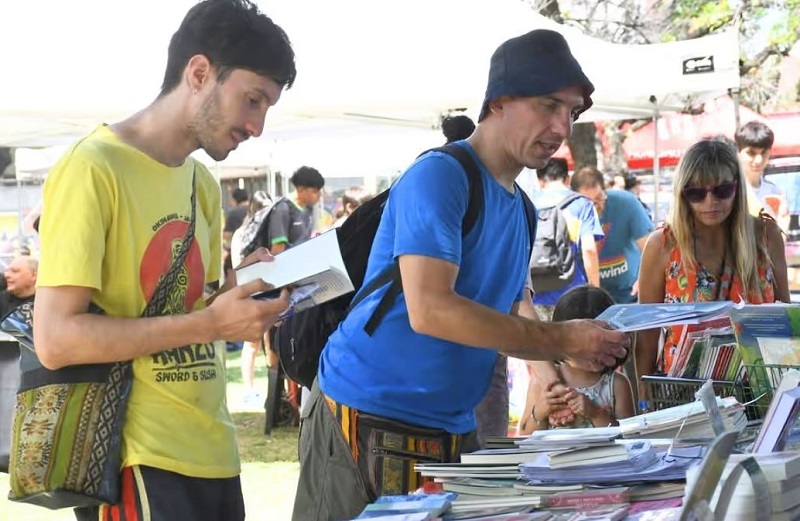 Se viene la 2ª Feria del Libro de Morón