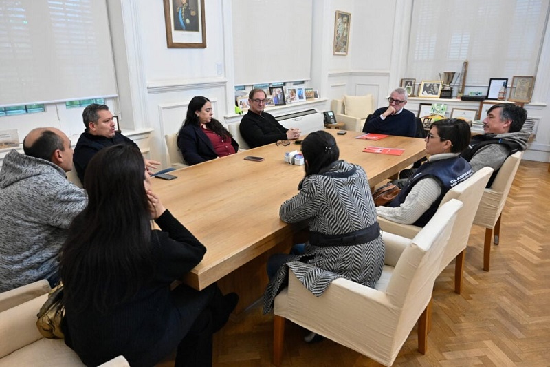 Para fortalecer el cuidado ambiental, Julio Zamora formalizó un convenio con Conarcoop