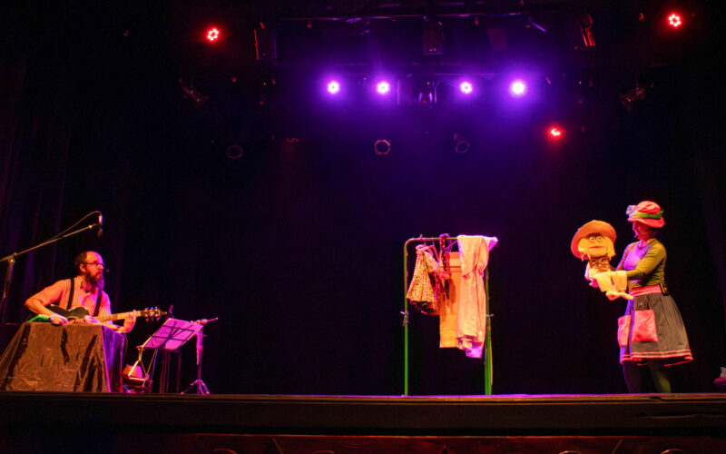 Moreno presenta el cronograma de septiembre en el Teatro Marechal