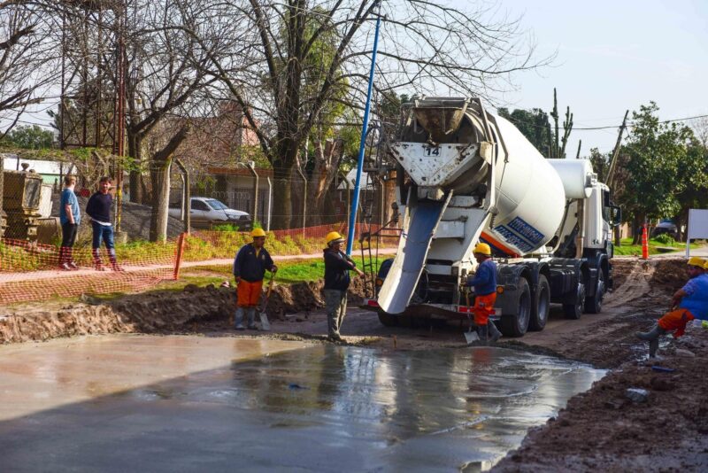 Escobar insistirá en su reclamo por las obras paralizadas por Nación