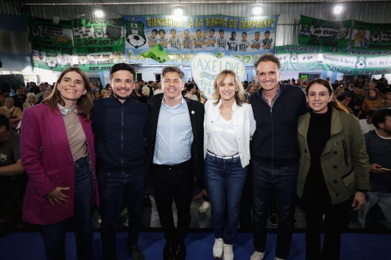 Kicillof encabezo un acto en Tigre junto a Massa y la militancia de cara al domingo