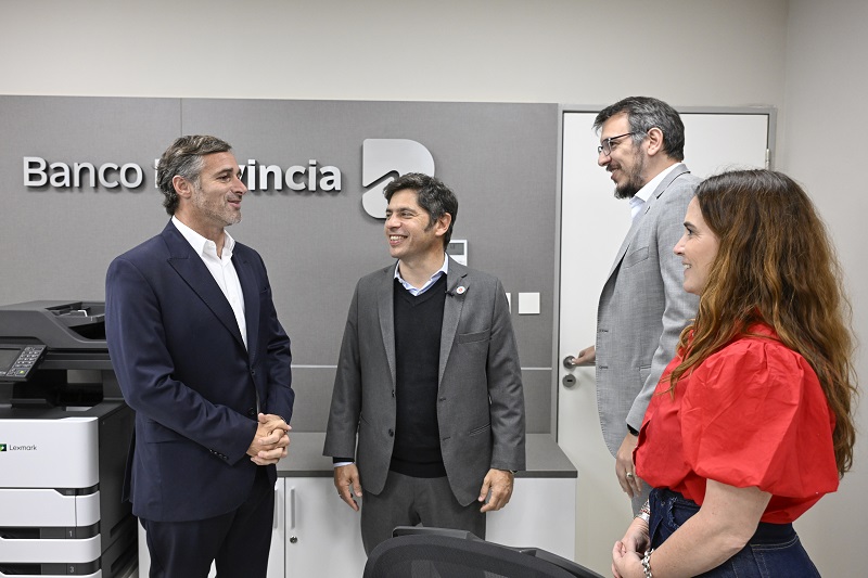 Kicillof inauguró la nueva sucursal del Banco Provincia en el parque industrial